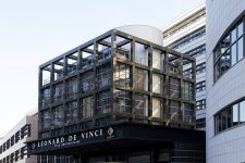 ESILV P&ocirc;le L&eacute;onard de Vinci Campus Entrance &copy; Laurent Arduin &ndash; Presse