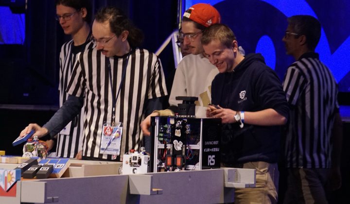 DaVinciBot Parmi les nouveaut&eacute;s introduites cette ann&eacute;e figurent les PAMI