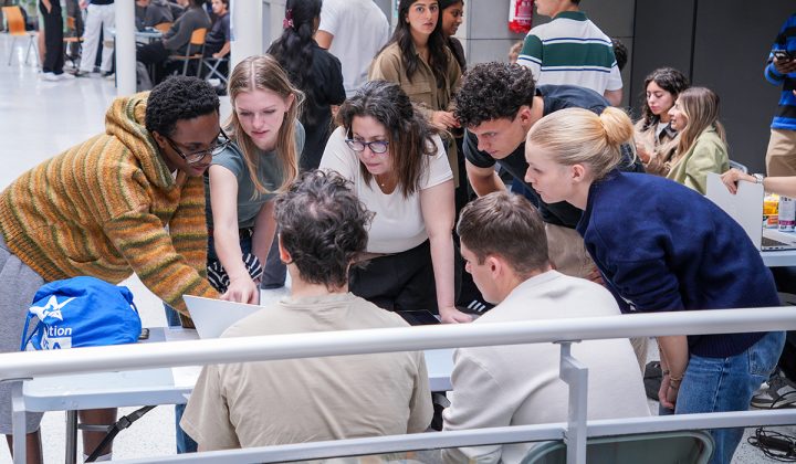 Projet d&rsquo;Innovation &agrave; Impact Positif - 140 &eacute;quipes sur les campus de Paris-La D&eacute;fense et Nantes.