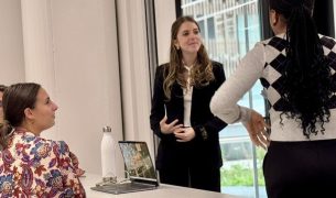 Conf actuariat &ndash; KPMG x ESILV : deux alumni pr&eacute;sentent le m&eacute;tier d&rsquo;actuaire aux &eacute;l&egrave;ves de la majeure