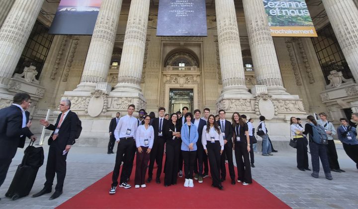 LeoFly represents ESILV at the International Space Summit – International Space Summit 2026: ESILV Students from LéoFly Meet Space Sector Leaders
